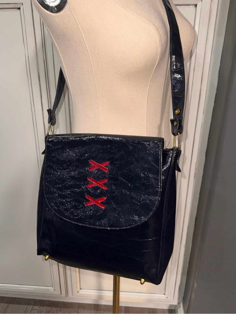 Vintage Navy blue indie-sleaze / Y2K vintage aesthetic crossbody purse bag